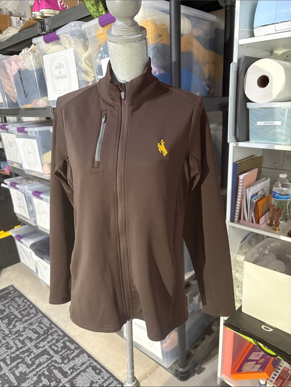 ANTIGUA WYOMING COWBOYS WOMENS BROWN GENERATION LIGHT WEIGHT JACKET - Size L